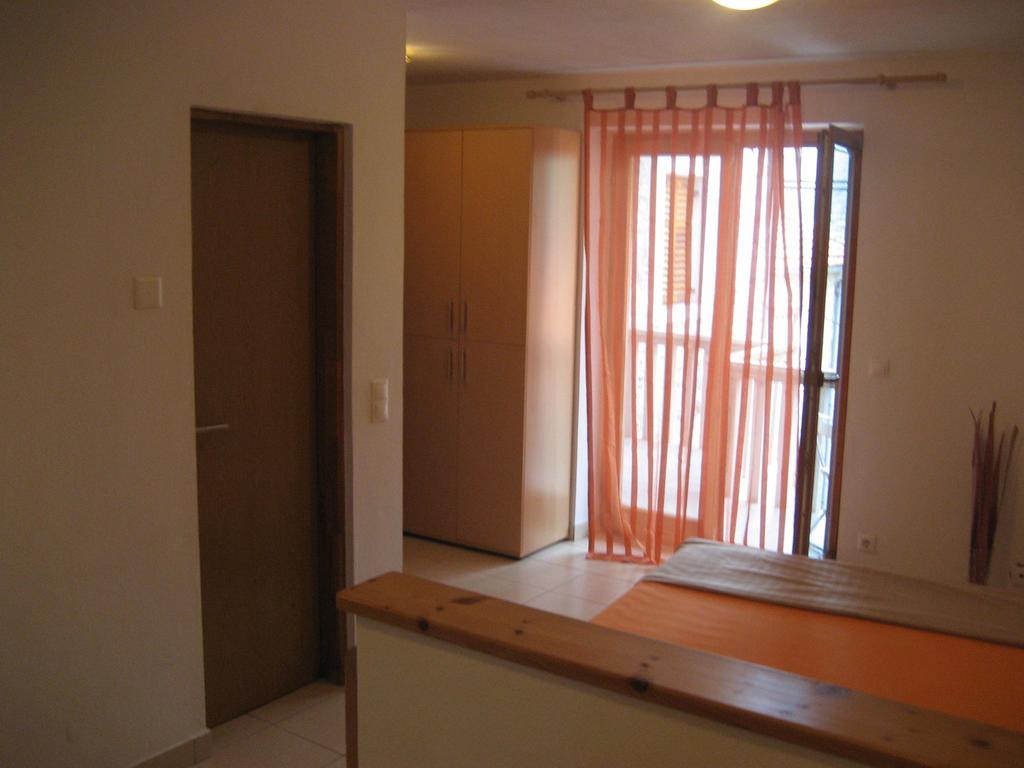 Apartment Aleksandar Tivat Extérieur photo