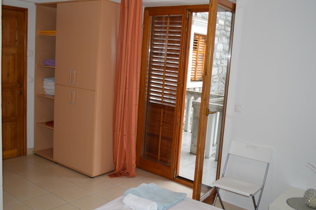 Apartment Aleksandar Tivat Extérieur photo