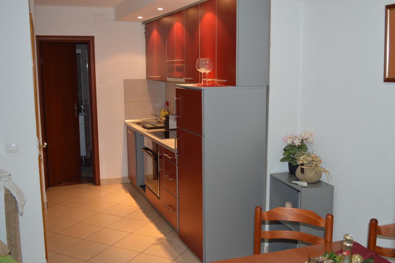 Apartment Aleksandar Tivat Extérieur photo