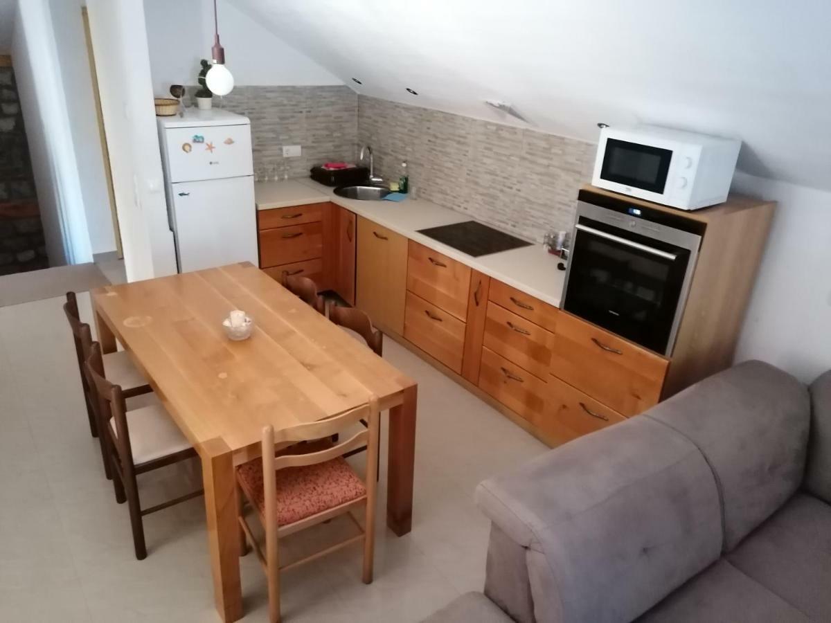 Apartment Aleksandar Tivat Extérieur photo